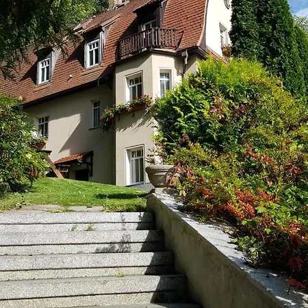 Guest house Family
